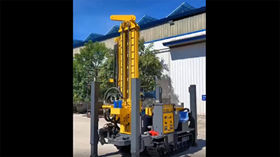 Буровая установка для бурения скважин на гусеничном ходу KW200R