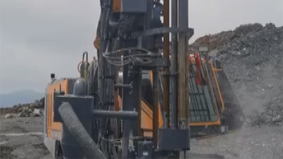 Буровая установка с погружным пневмоударником КТ12 использовалась на горных работах в Казахстане в 2022 году