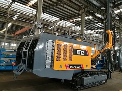 Буровая установка на гусеничном ходу KT12